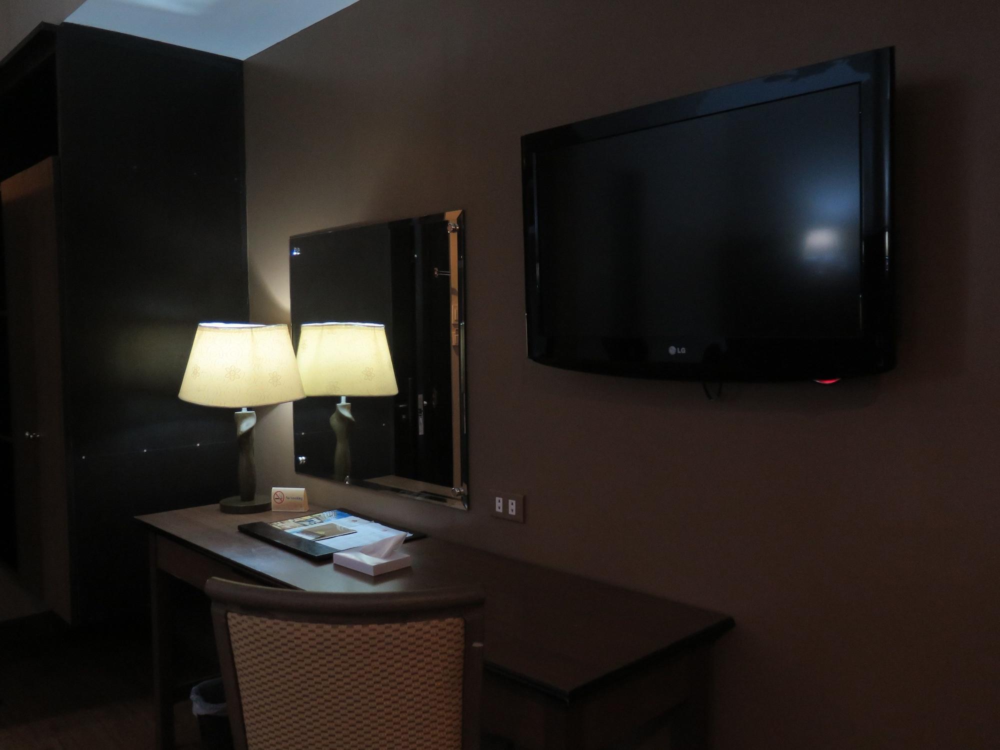 The Pinnacle Hotel And Suites Davao City Екстериор снимка