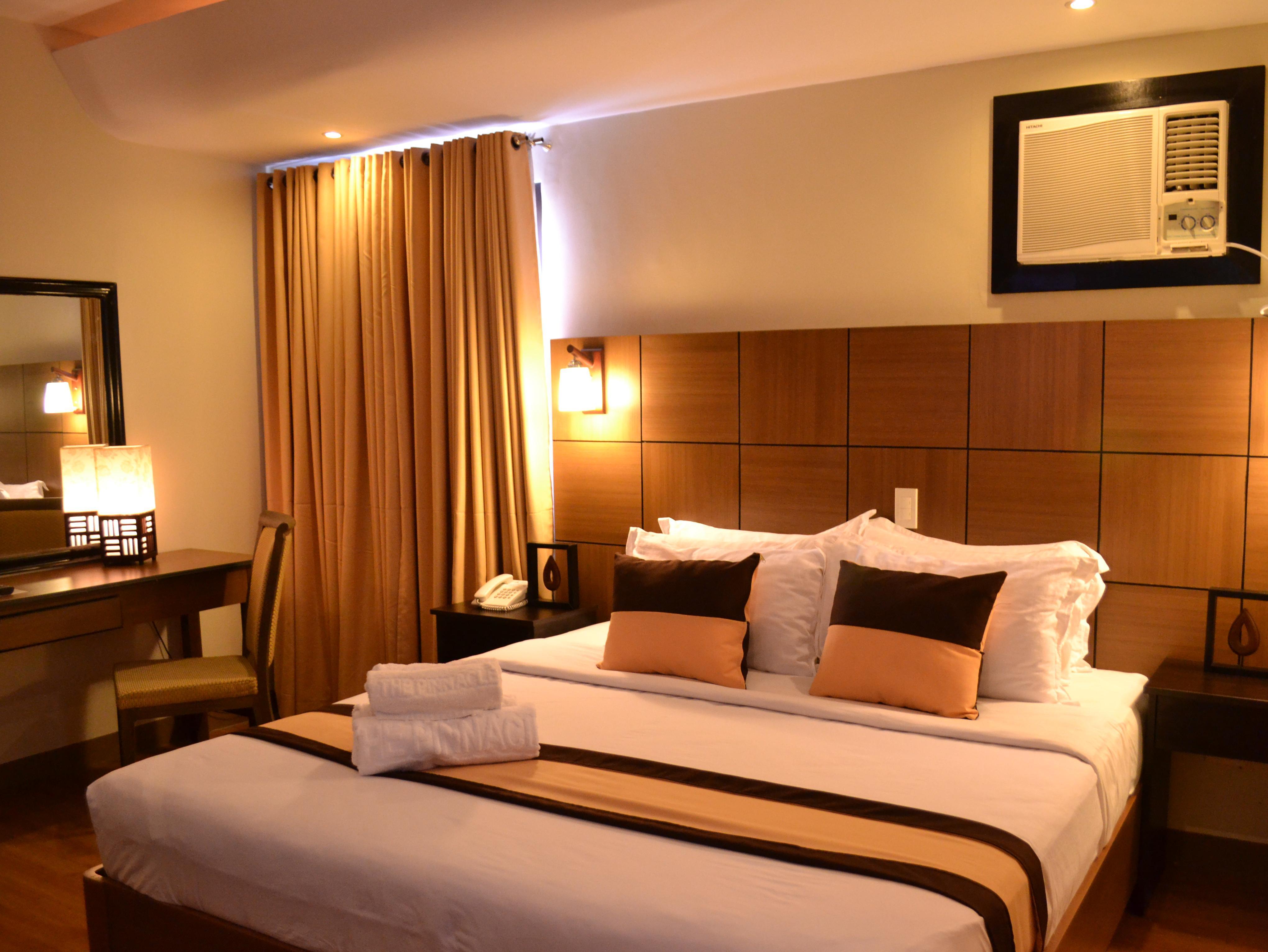 The Pinnacle Hotel And Suites Davao City Екстериор снимка
