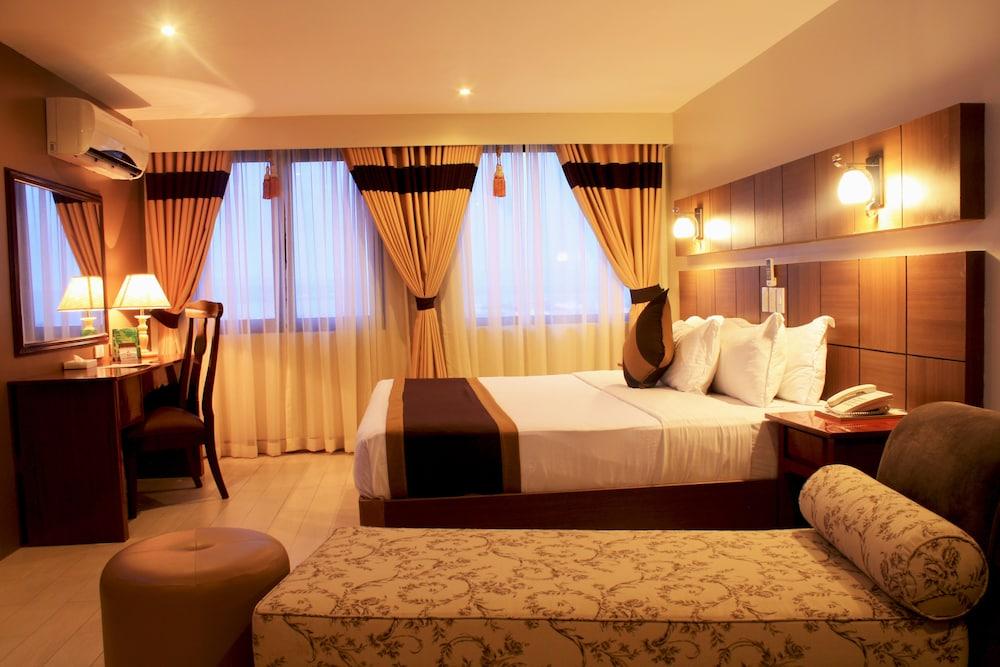 The Pinnacle Hotel And Suites Davao City Екстериор снимка