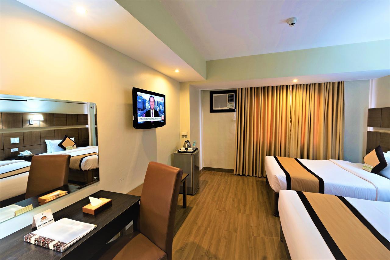 The Pinnacle Hotel And Suites Davao City Екстериор снимка